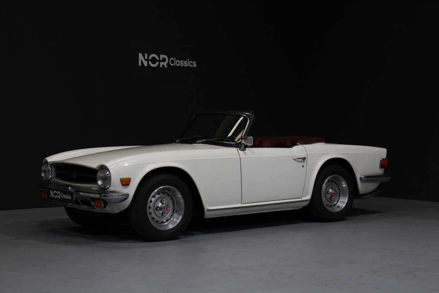 Triumph TR6 1976 reserved